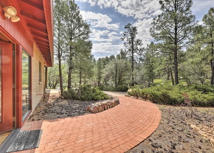 Holiday home 2 Mi To Courthouse Plaza *